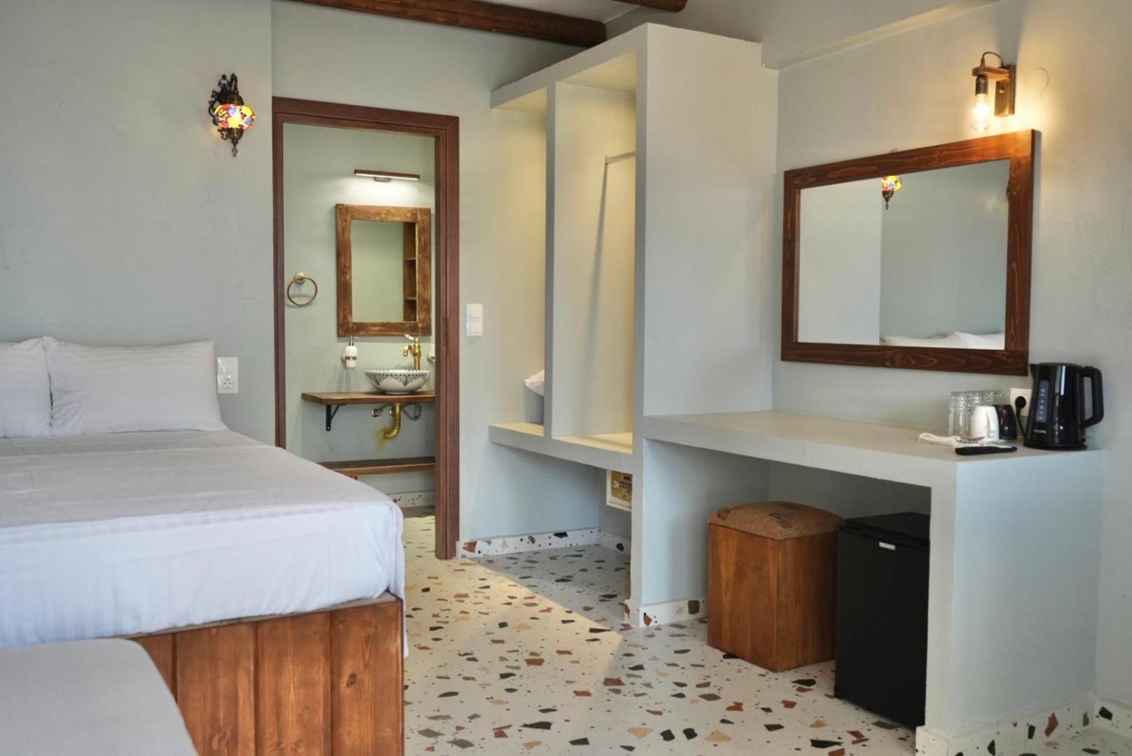 George Suites Stegna Archangelos  Zewnętrze zdjęcie