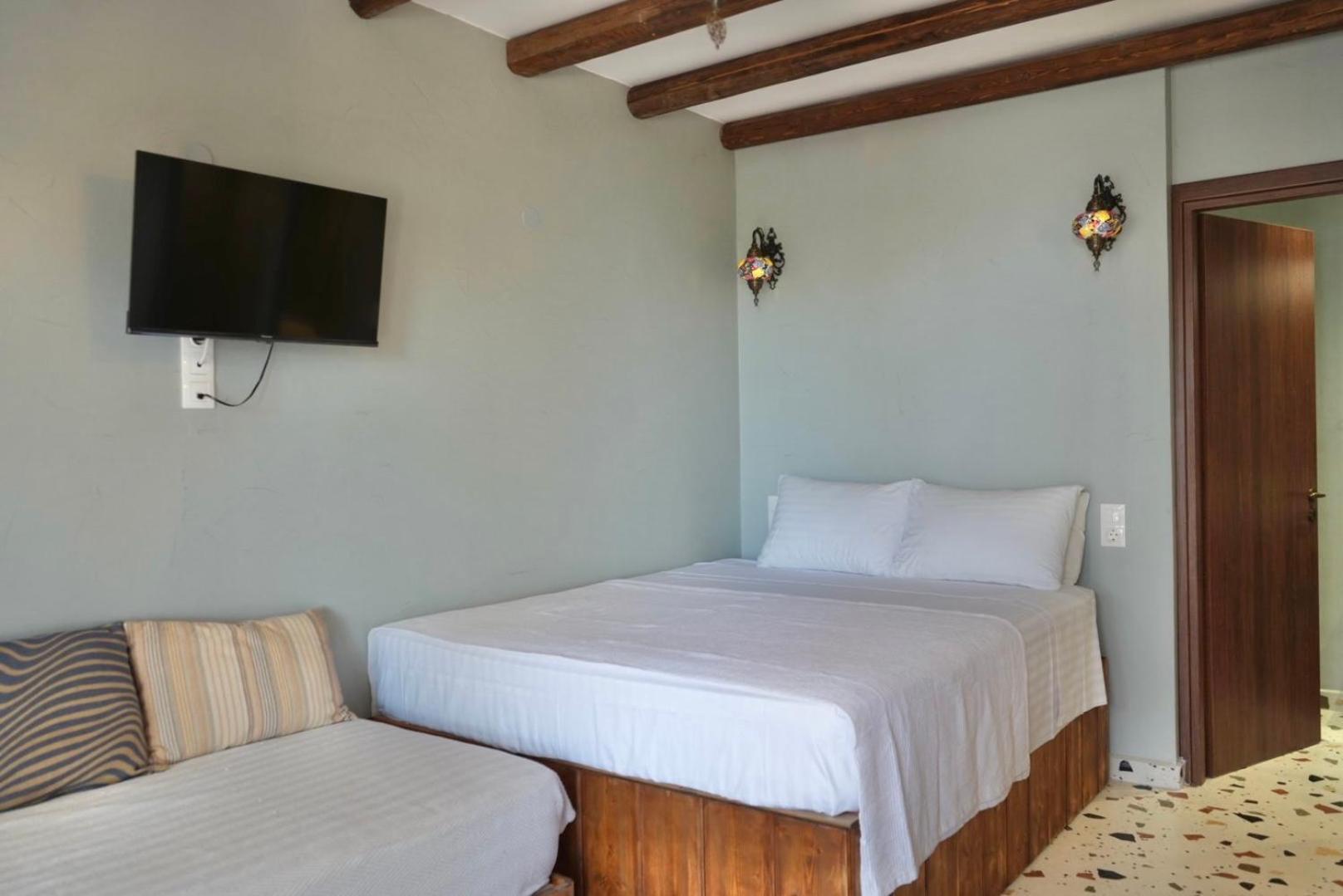 George Suites Stegna Archangelos  Zewnętrze zdjęcie